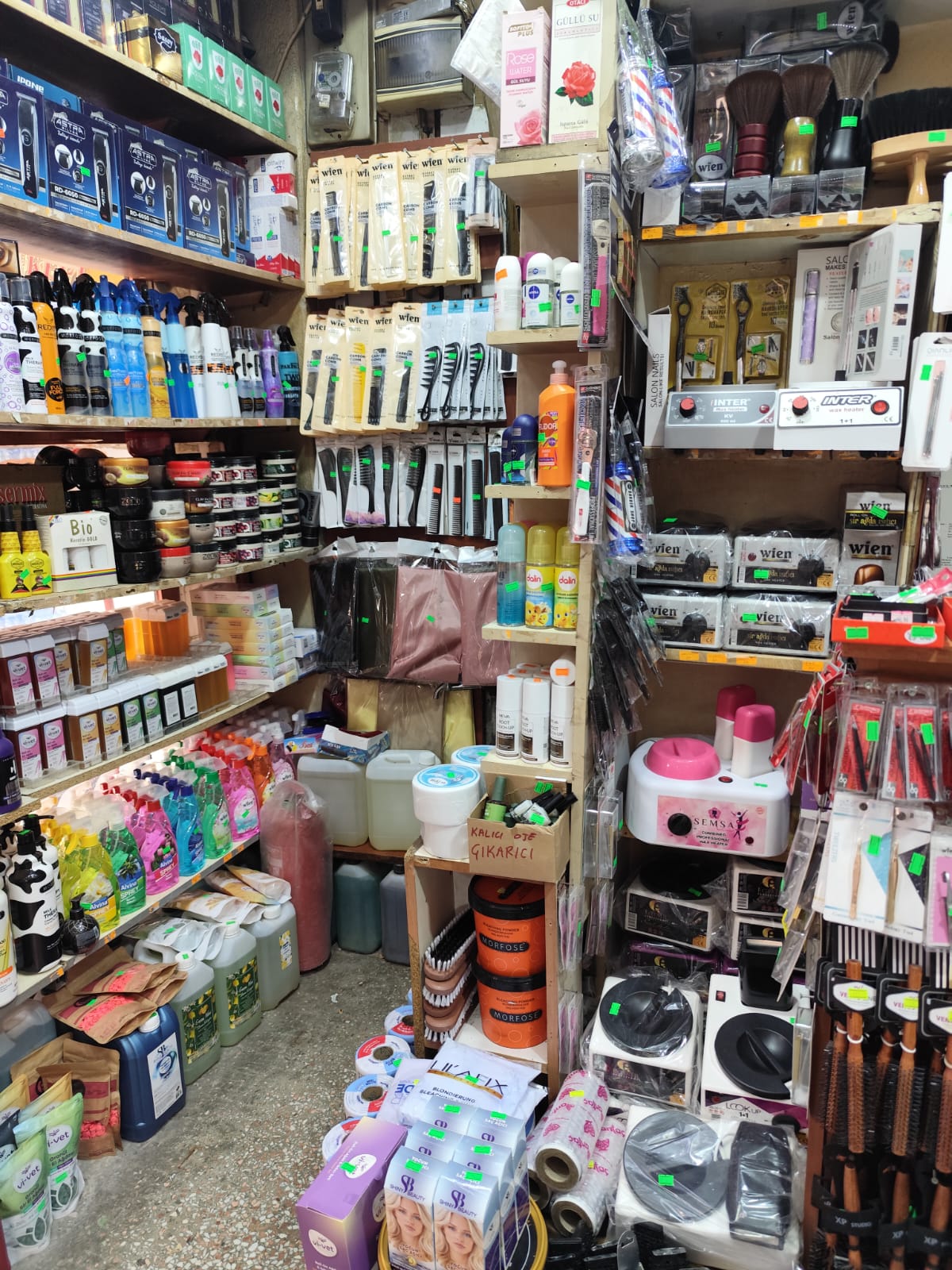 Karagöz Güneş İtriyat dükkan fotoğrafı 5